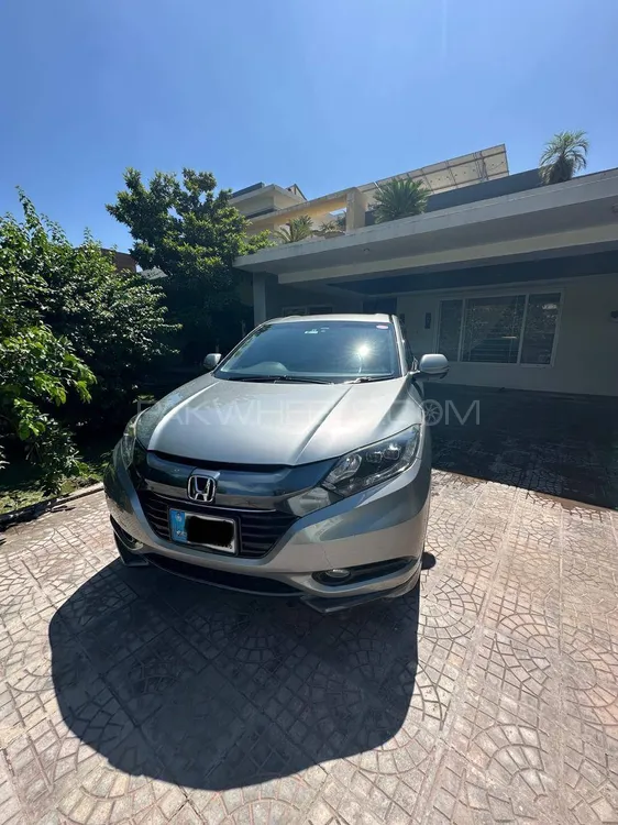 Honda Vezel 2014 for Sale in Islamabad Image-1