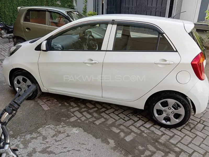 KIA Picanto 2021 for Sale in Sialkot Image-1