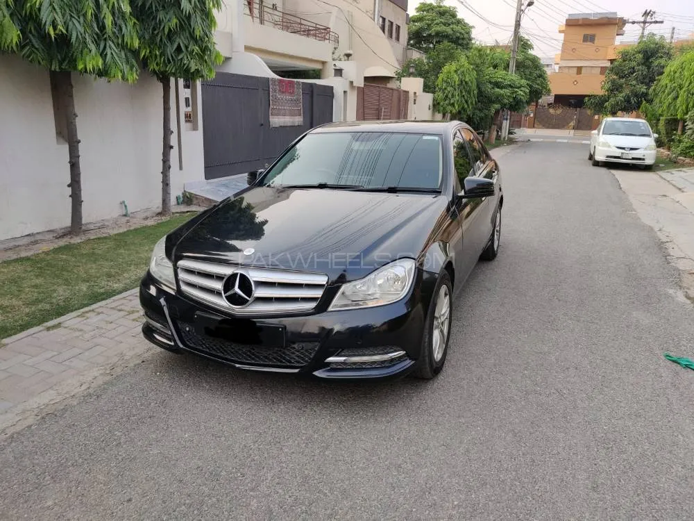 Mercedes Benz C Class 2013 for Sale in Lahore Image-1