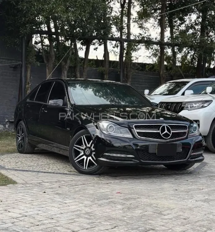 Mercedes Benz C Class 2007 for Sale in Karachi Image-1
