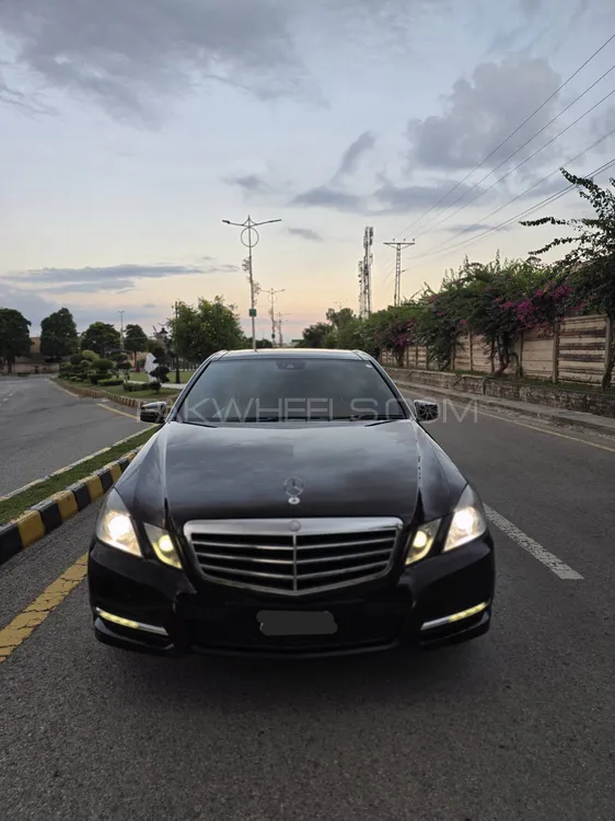 Mercedes Benz E Class 2012 for Sale in Rawalpindi Image-1