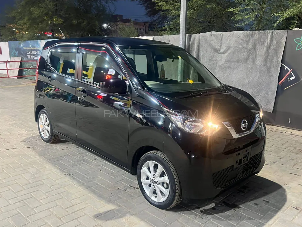 Nissan Dayz 2023 for Sale in Lahore Image-1