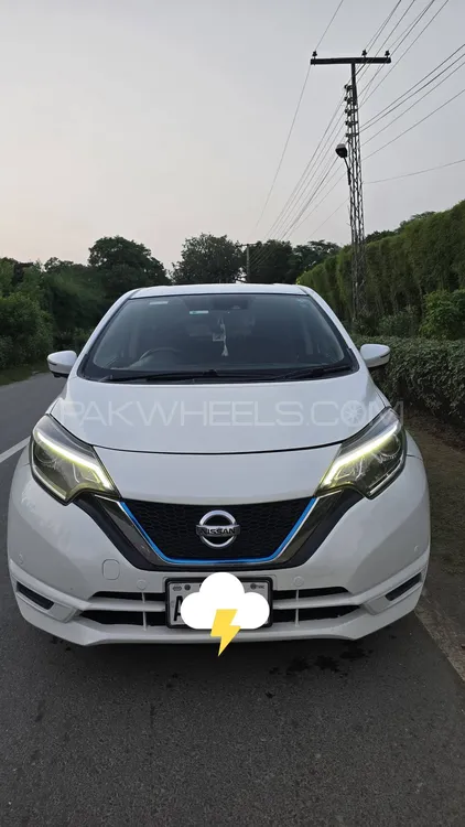 Nissan Note 2018 for Sale in Lahore Image-1