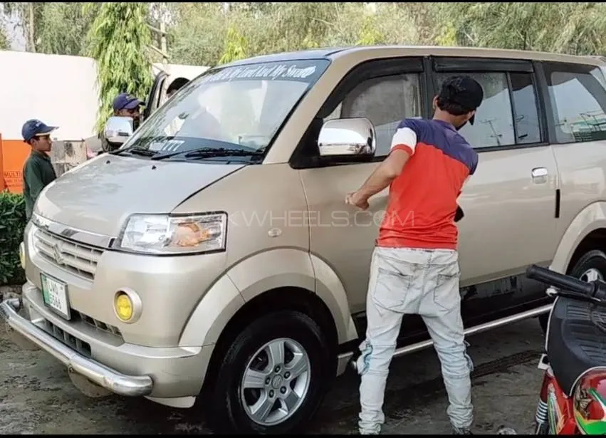 Suzuki APV 2006 for Sale in Lahore Image-1