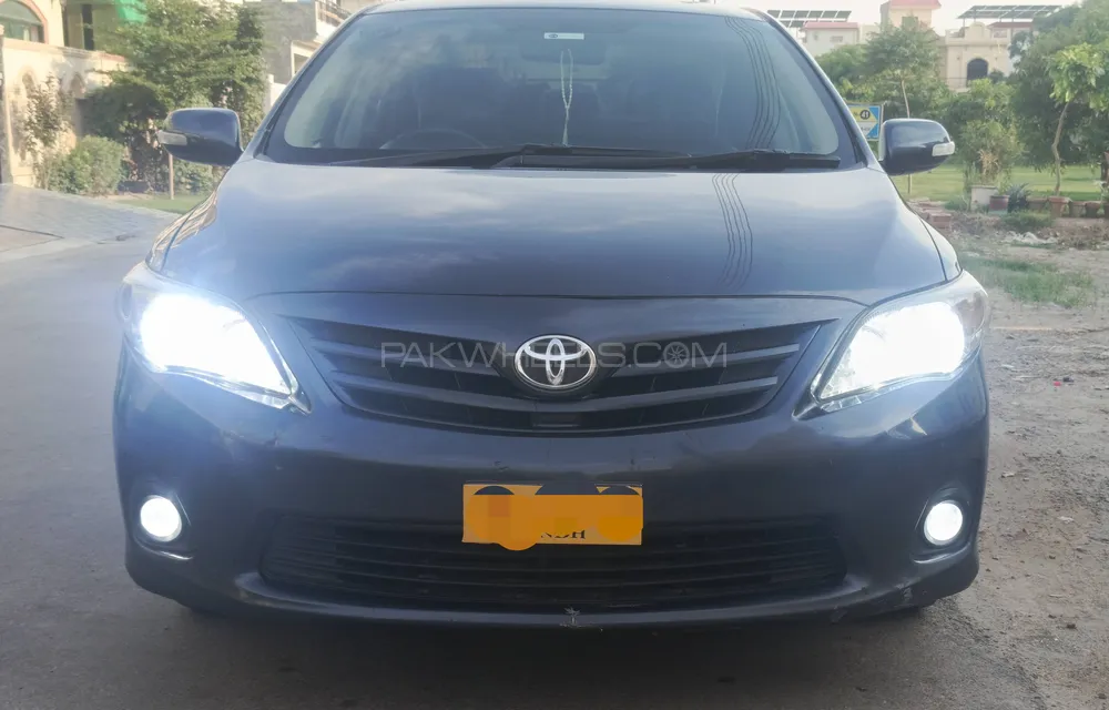 Toyota Corolla 2013 for Sale in Multan Image-1