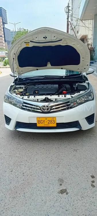 Toyota Corolla 2016 for Sale in Karachi Image-1