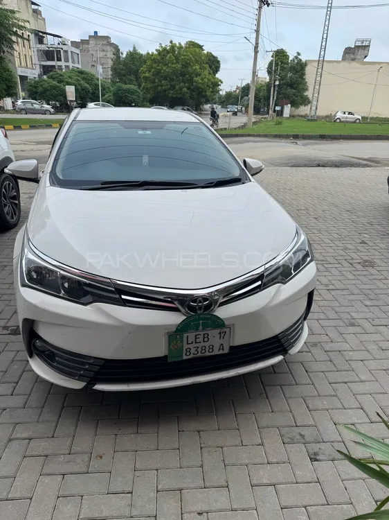 Toyota Corolla 2017 for Sale in Lahore Image-1