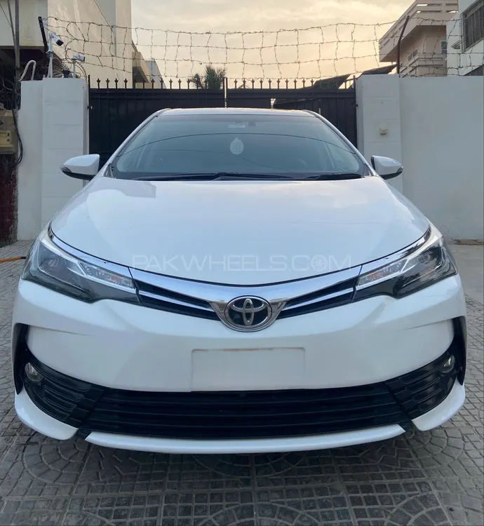 Toyota Corolla 2019 for Sale in Karachi Image-1