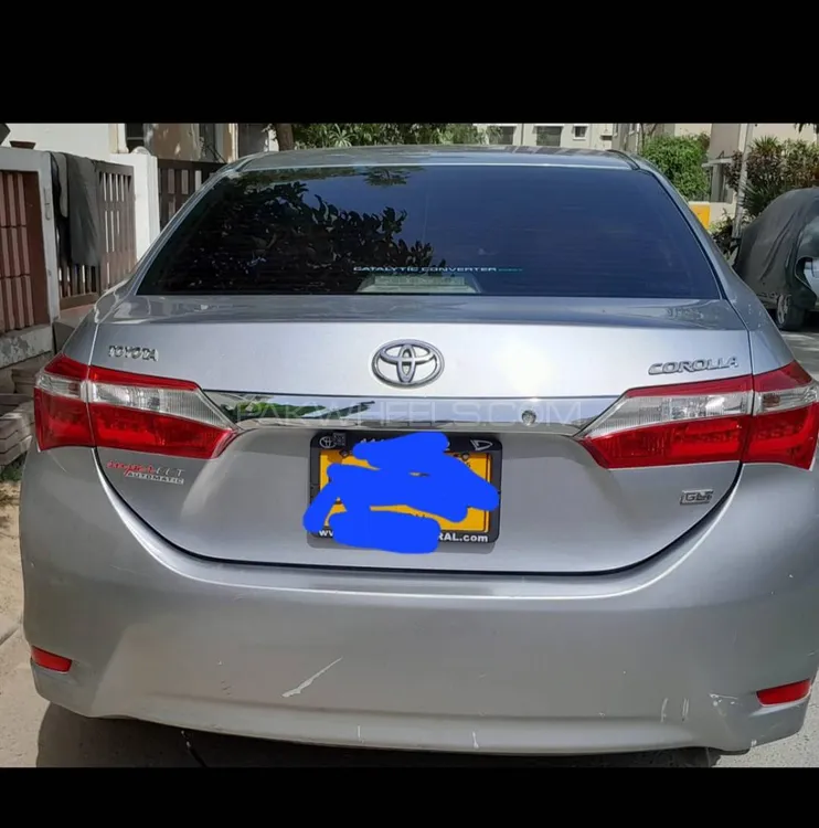 Toyota Corolla 2015 for Sale in Karachi Image-1
