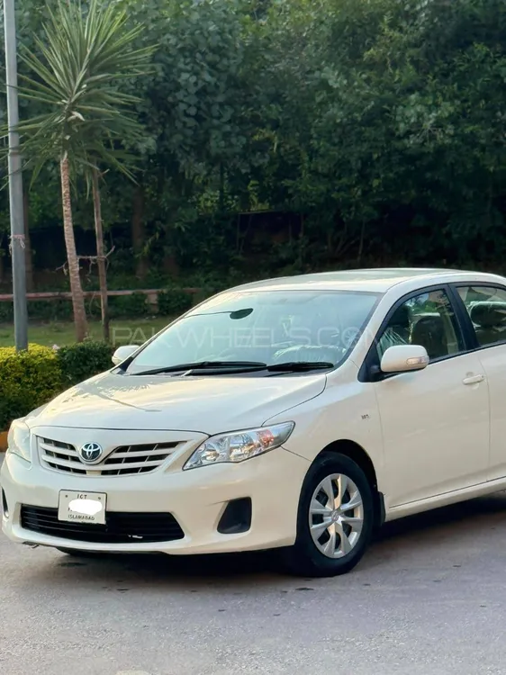 Toyota Corolla 2013 for Sale in Qalandarabad Image-1