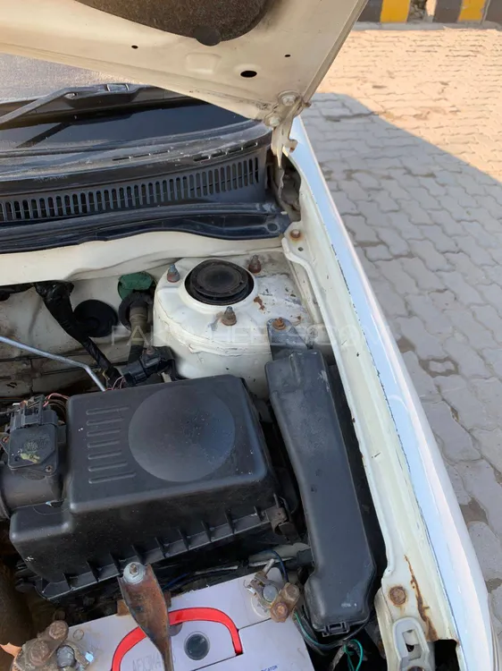 Toyota Corolla 2005 for Sale in Chiniot Toyota Corolla 2005 for Sale in Chiniot Image-5