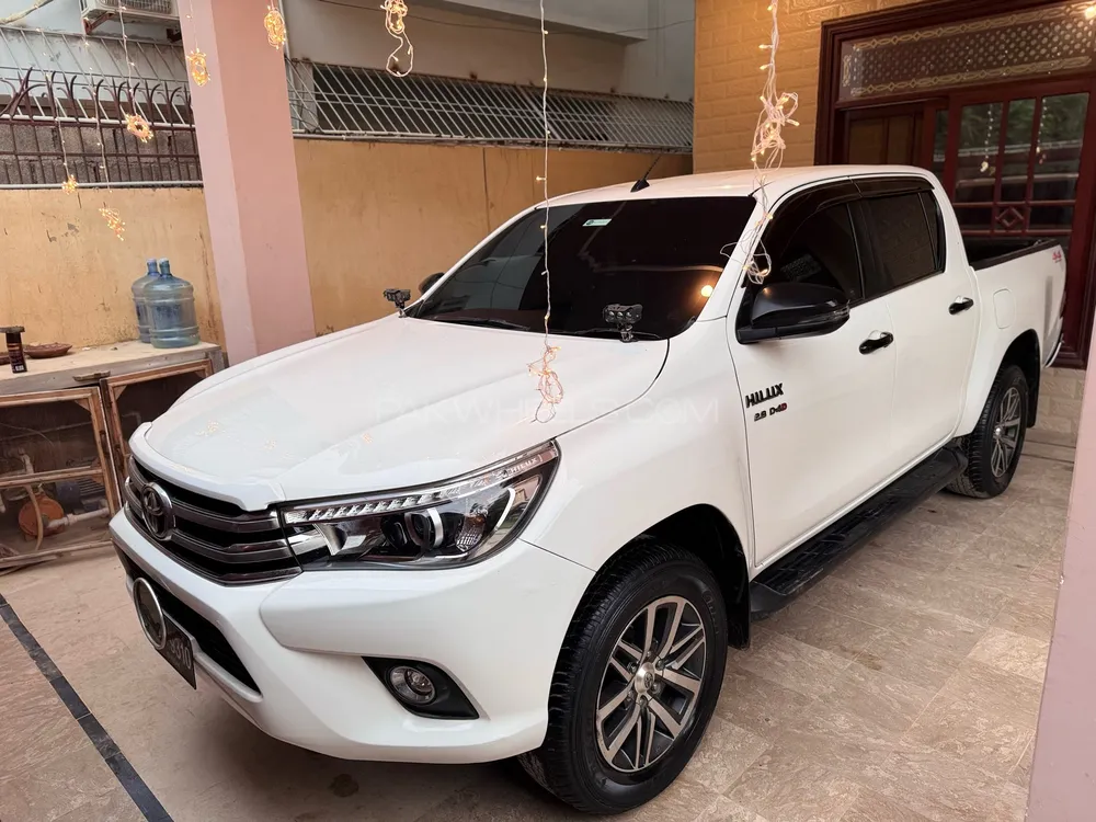 Toyota Hilux 2020 for Sale in Karachi Image-1