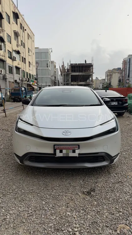 Toyota Prius 2023 for Sale in Karachi Image-1