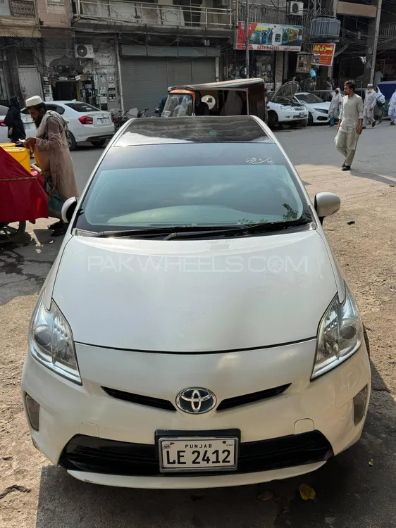 Toyota Prius 2010 for Sale in Peshawar Image-1
