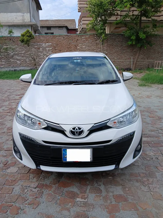 Toyota Yaris Sedan 2020 for Sale in Peshawar Image-1