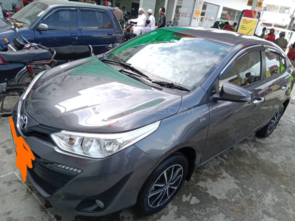 Toyota Yaris Sedan 2022 for Sale in Lahore Image-1