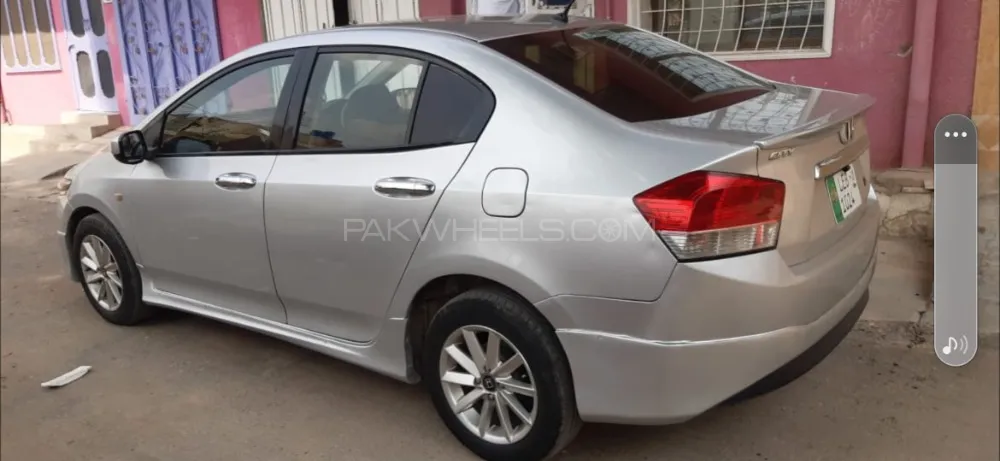 Honda City 2010 for Sale in Multan Image-1