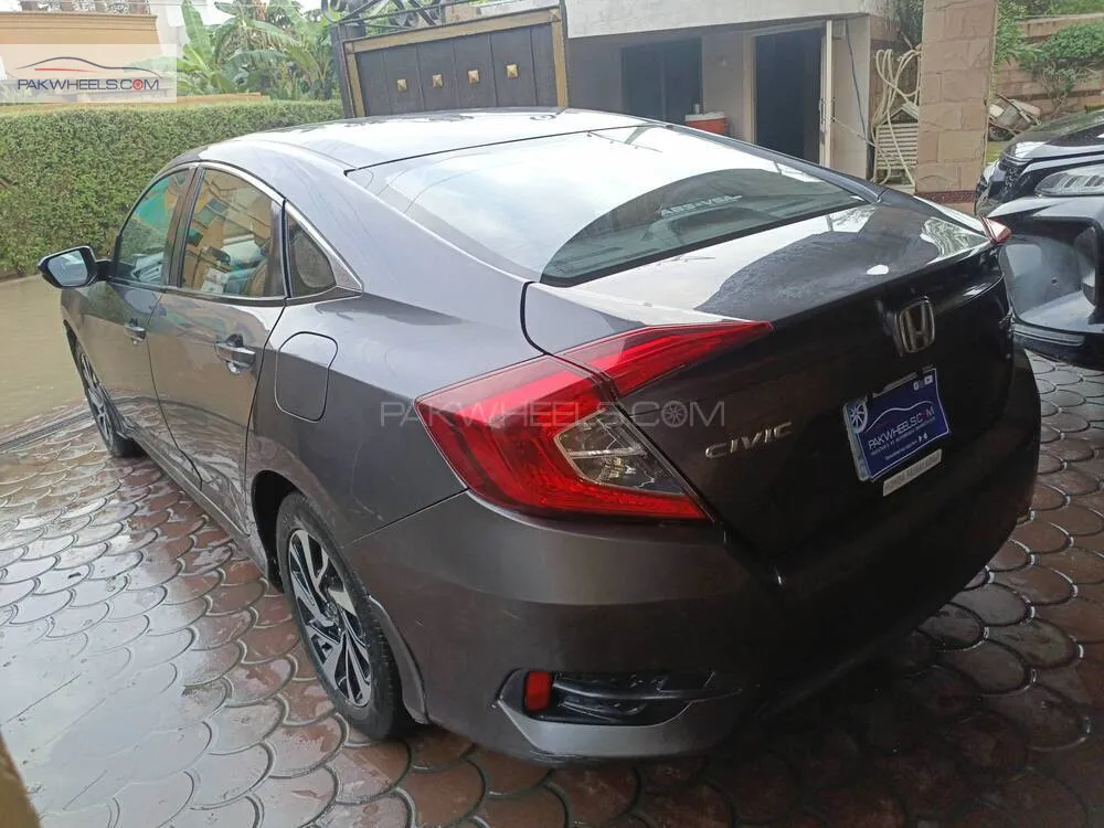 Honda Civic 2018 for Sale in Faisalabad Honda Civic 2018 for Sale in Faisalabad Image-6