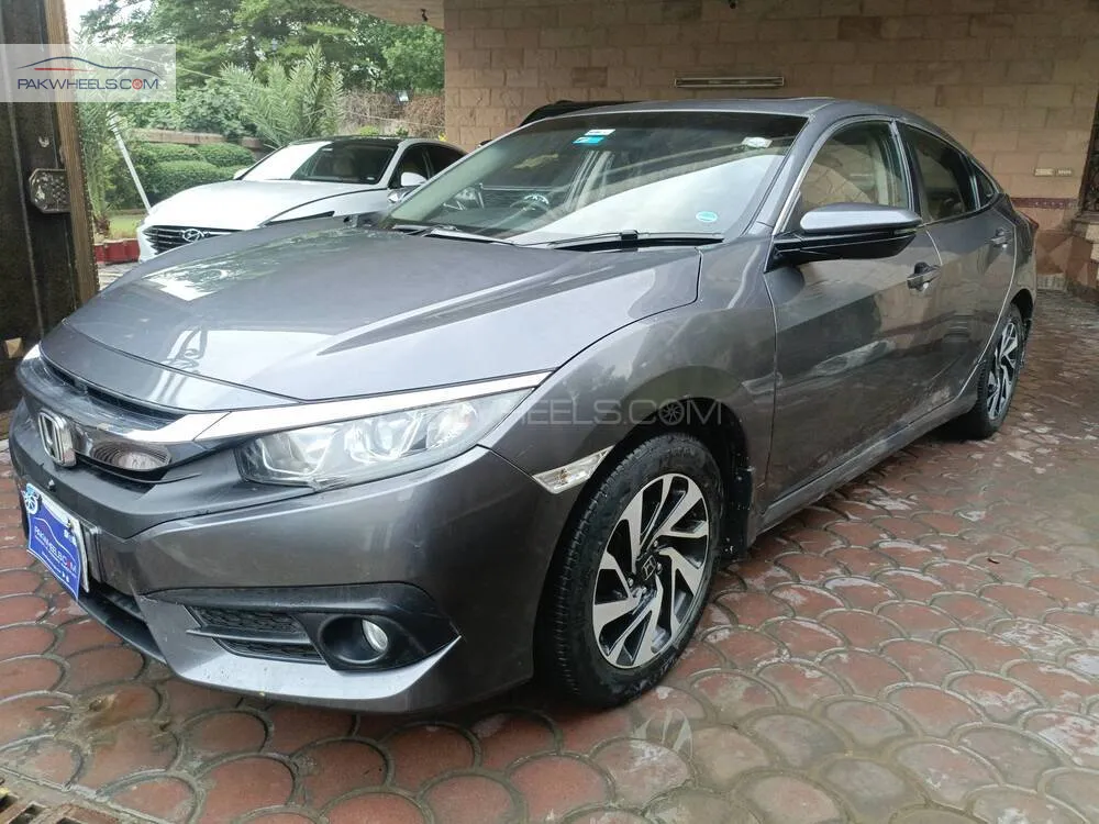 Honda Civic 2018 for Sale in Faisalabad Honda Civic 2018 for Sale in Faisalabad Image-3
