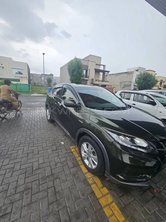 Honda Vezel 2014 for Sale in Lahore Image-1