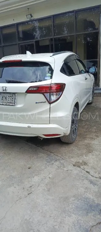 Honda Vezel 2014 for Sale in Islamabad Image-1