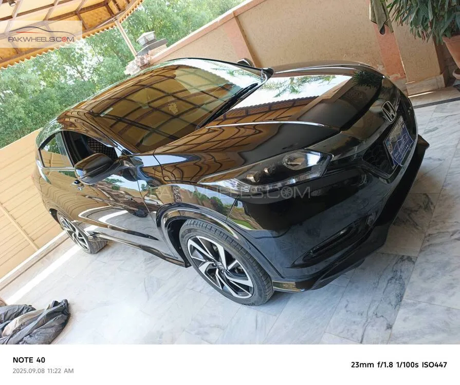 Honda Vezel 2016 for Sale in Peshawar Honda Vezel 2016 for Sale in Peshawar Image-2