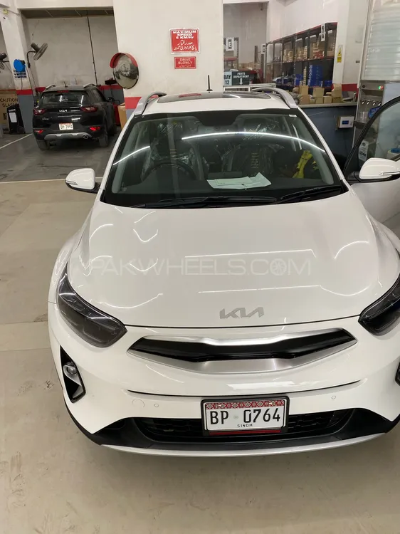 KIA Stonic 2025 for Sale in Karachi Image-1