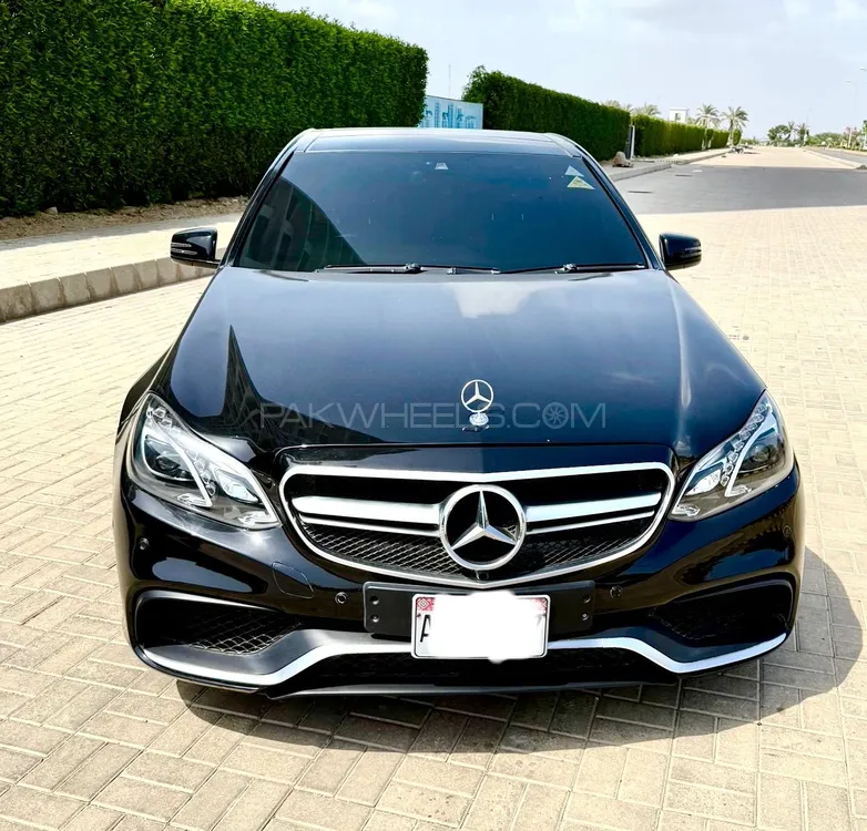 Mercedes Benz E Class 2013 for Sale in Karachi Image-1