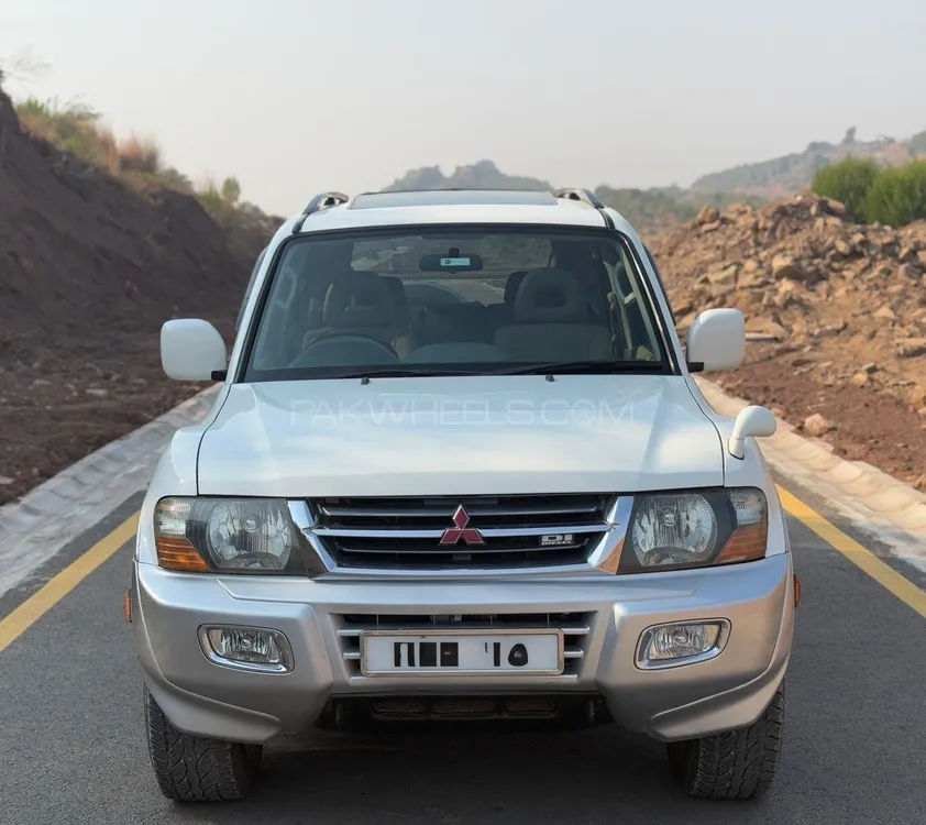 Mitsubishi Pajero 1999 for Sale in Islamabad Image-1