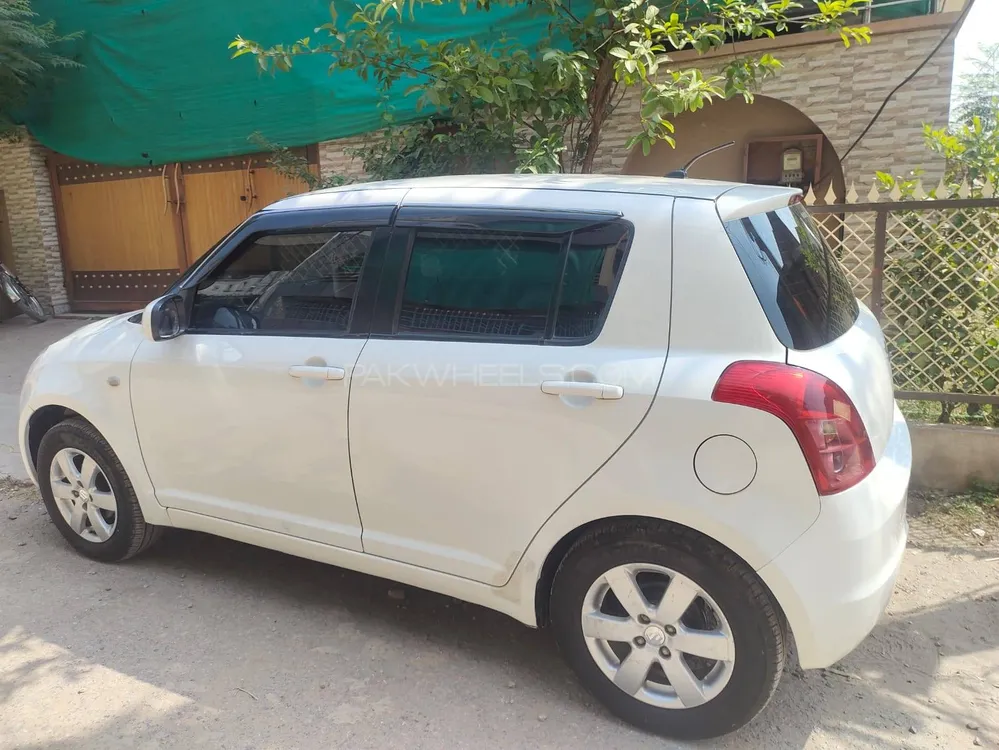 Suzuki Swift 2012 for Sale in Islamabad Image-1