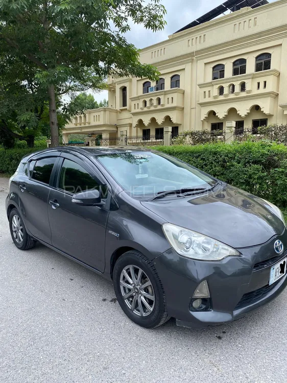 Toyota Aqua 2013 for Sale in Islamabad Image-1