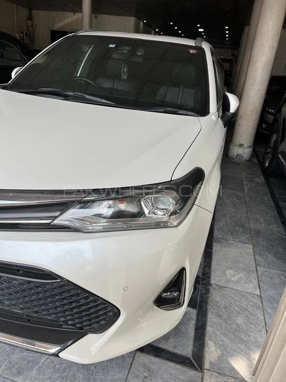 Toyota Corolla 2018 for Sale in Peshawar Image-1