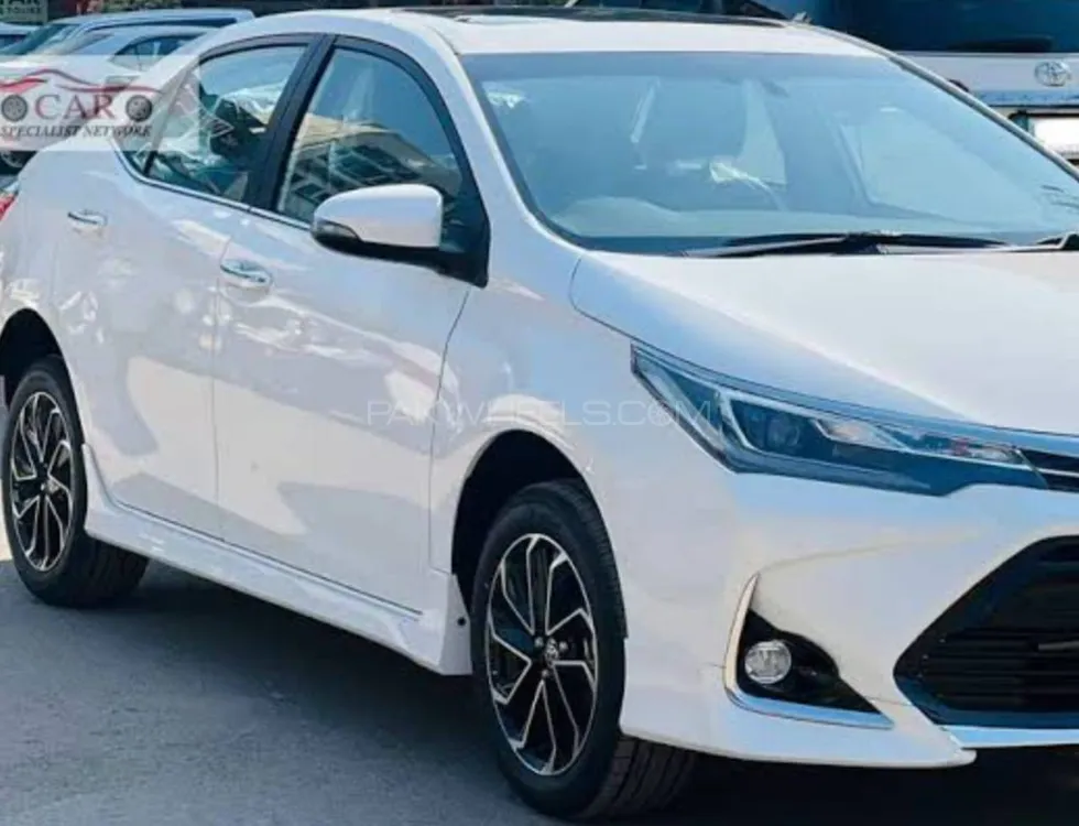 Toyota Corolla 2025 for Sale in Lahore Image-1