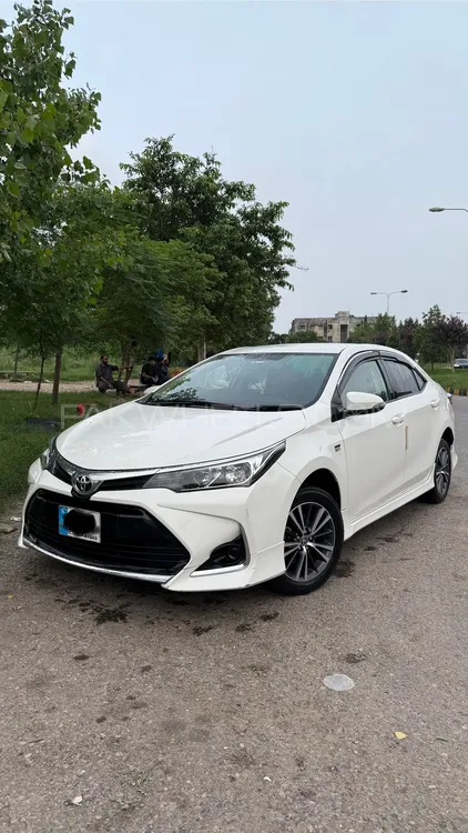Toyota Corolla 2021 for Sale in Islamabad Image-1