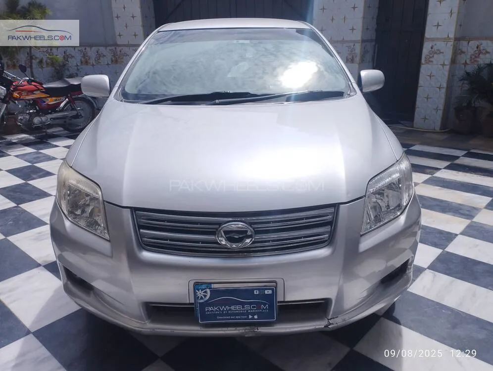 Toyota Corolla Axio 2007 for Sale in Peshawar Image-1