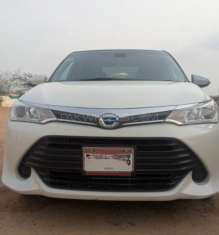 Toyota Corolla Axio 2017 for Sale in Karachi Image-1