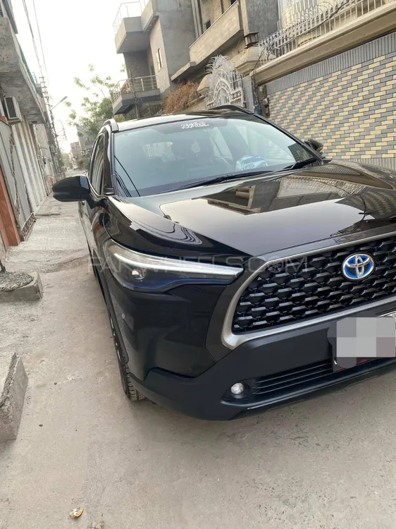 Toyota Corolla Cross 2024 for Sale in Faisalabad Image-1
