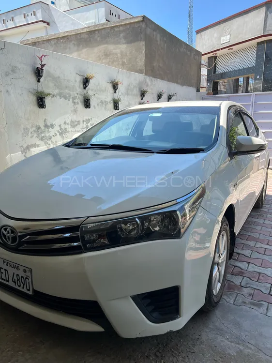Toyota Corolla 2017 for Sale in Mandi bahauddin Image-1