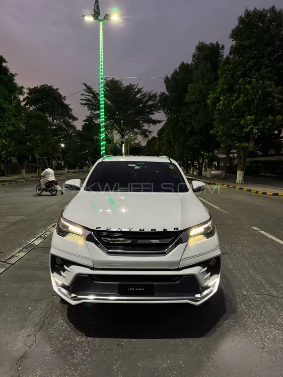ٹویوٹا فورچیونر 2018 for Sale in گجرانوالہ Image-1