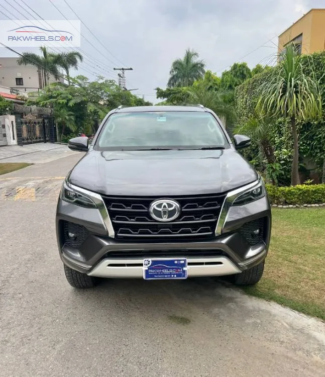 ٹویوٹا فورچیونر 2021 for Sale in لاہور Image-1