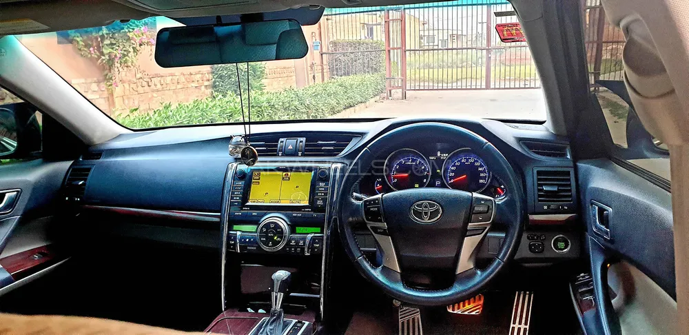 Toyota Mark X 2010 for Sale in Faisalabad Image-1