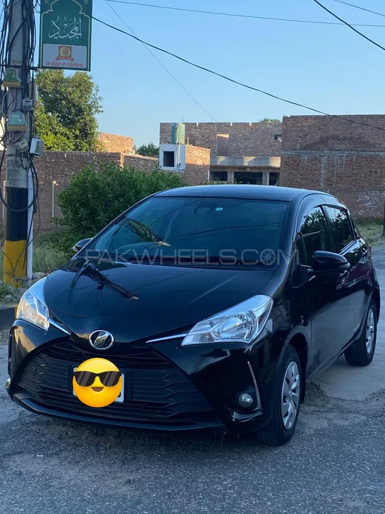 Toyota Vitz 2018 for Sale in Multan Image-1
