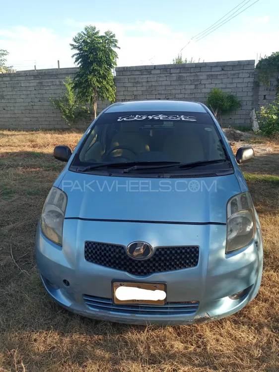 Toyota Vitz 2006 for Sale in Charsadda Image-1