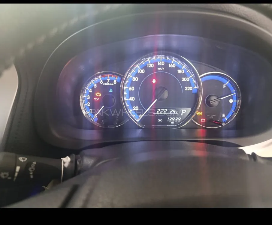 Toyota Yaris Sedan 2021 for Sale in Karachi Image-1