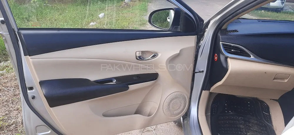 Toyota Yaris Sedan 2021 for Sale in Sialkot Image-1