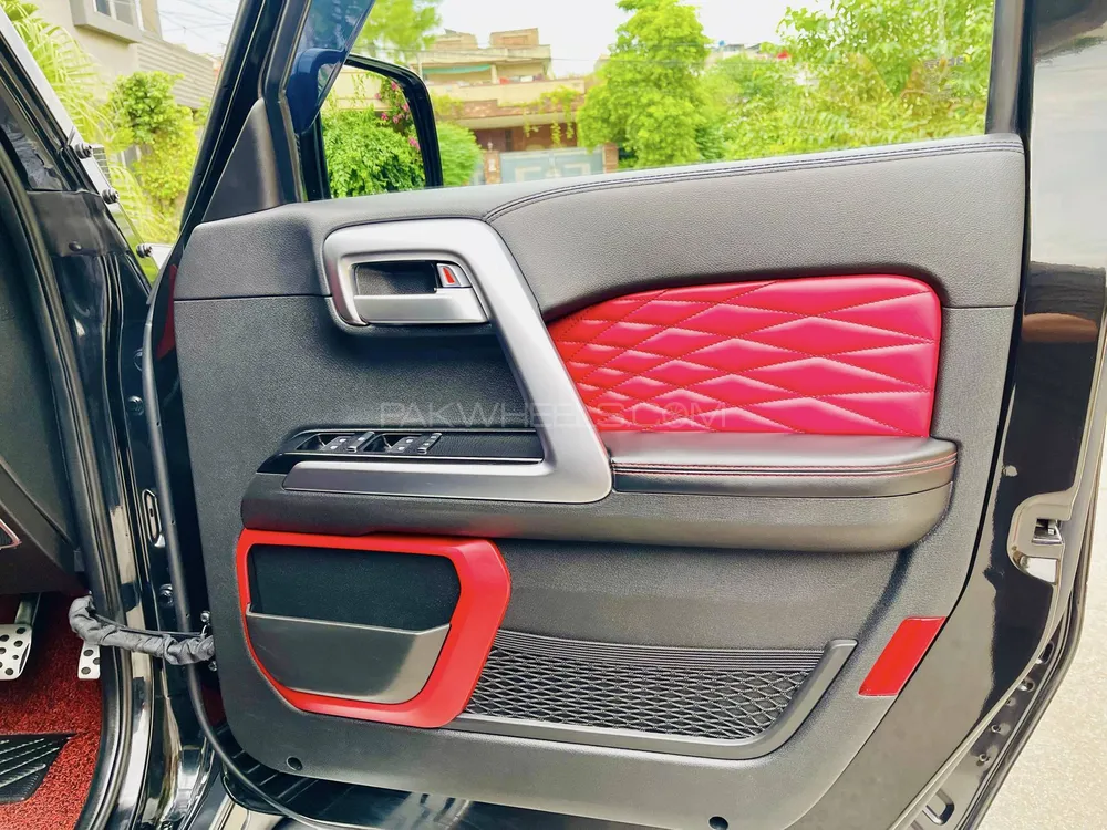 BAIC BJ40 Plus 2022 for Sale in Islamabad BAIC BJ40 Plus 2022 for Sale in Islamabad Image-16