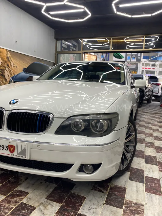 BMW 7 Series 2006 for Sale in Peshawar Image-1