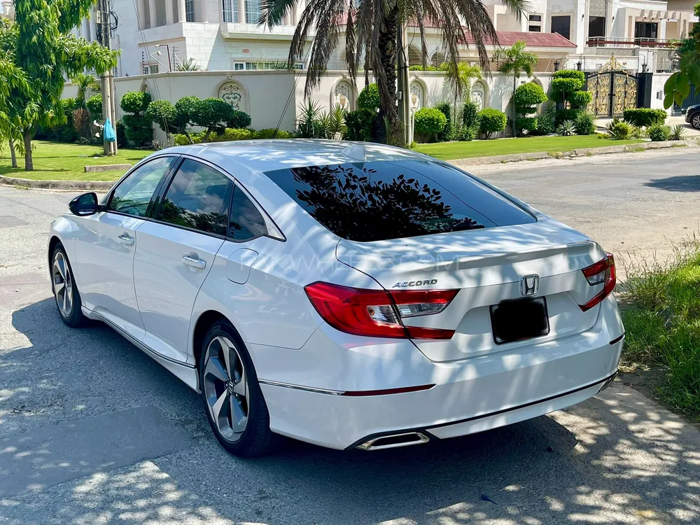 Honda Accord 2019 for Sale in Lahore Honda Accord 2019 for Sale in Lahore Image-6