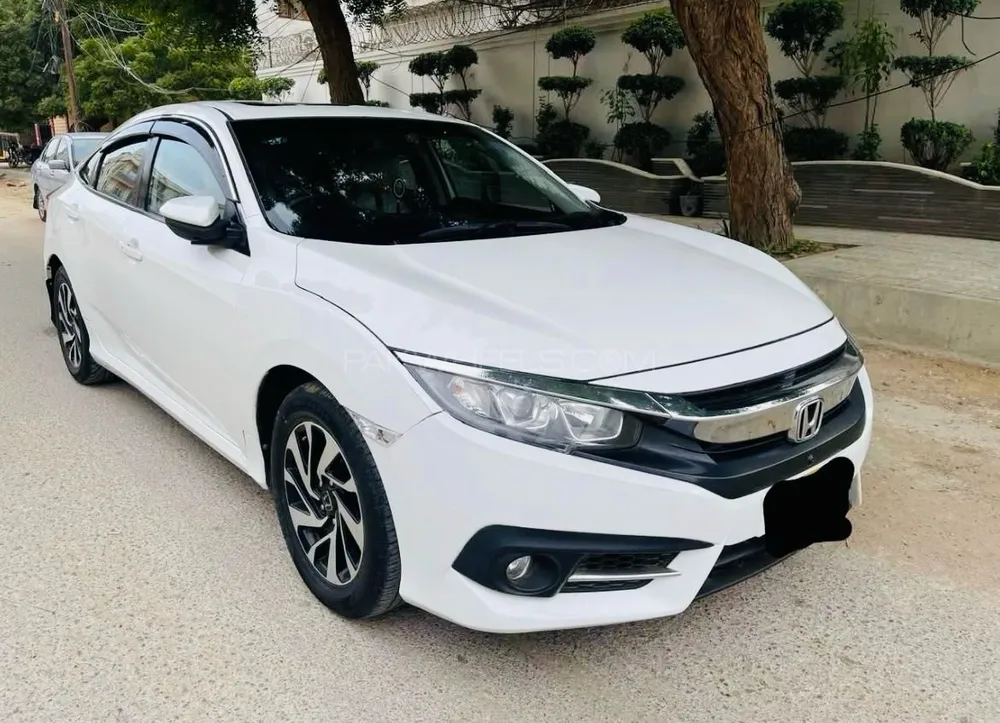 Honda Civic 2017 for Sale in Karachi Image-1