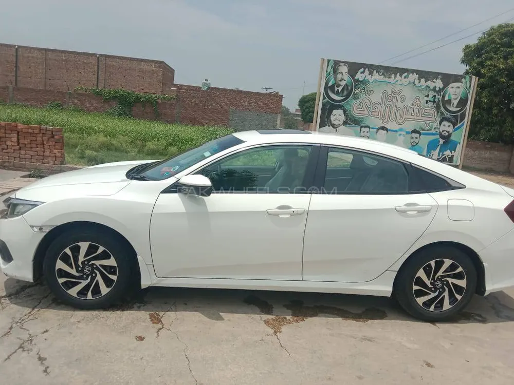 Honda Civic 2017 for Sale in Lahore Image-1